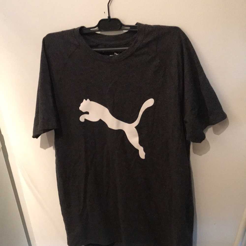 Brand New Puma textured grey/black Athletic Ultra soft/light tee w/ white Puma